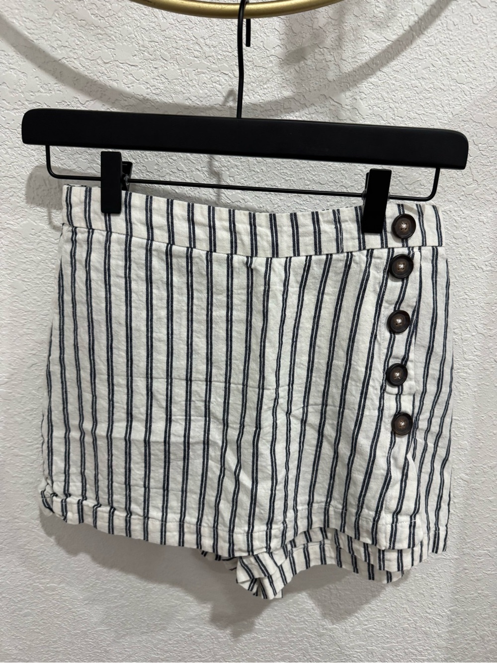 Altar'd State White and Navy Striped Button-Side Skort